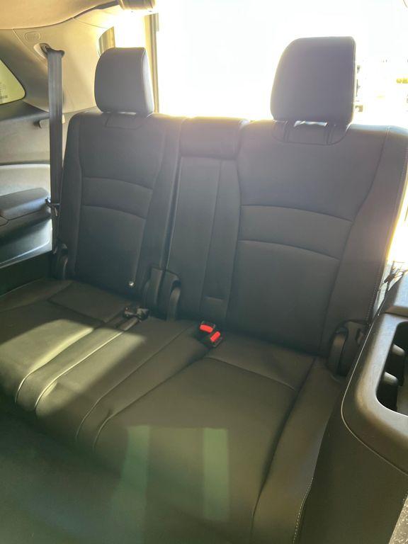 used 2022 Honda Pilot car, priced at $32,750