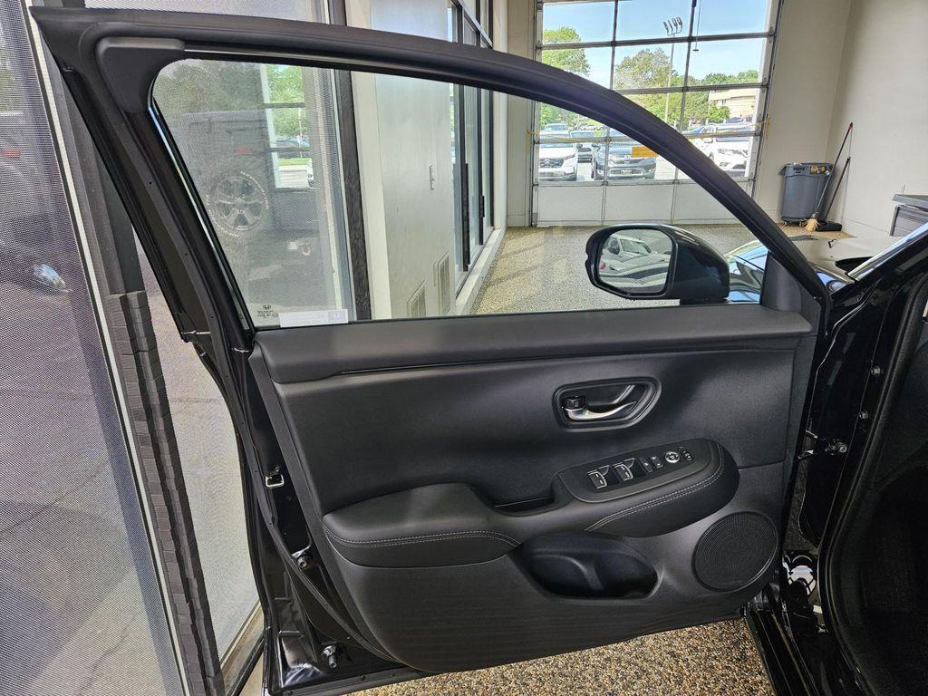 new 2027 Honda HR-V car, priced at $33,400