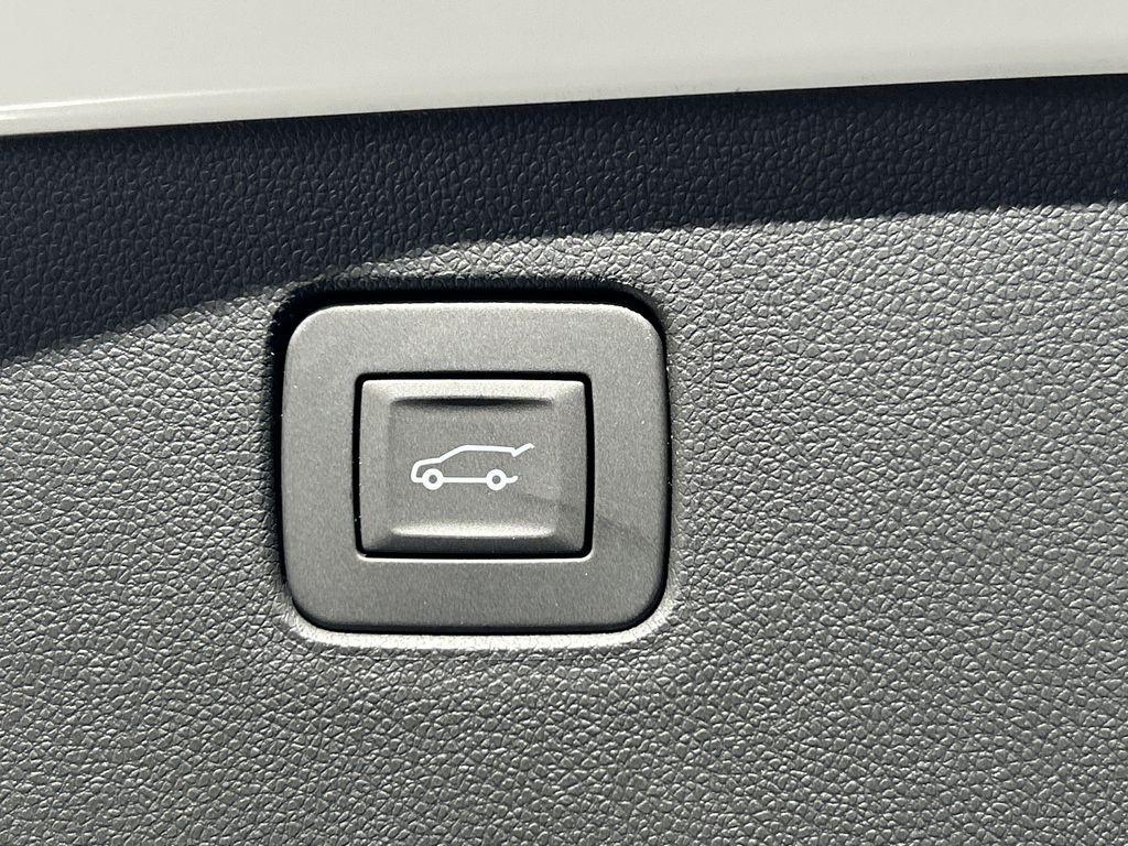 new 2026 Buick Envista car, priced at $27,335