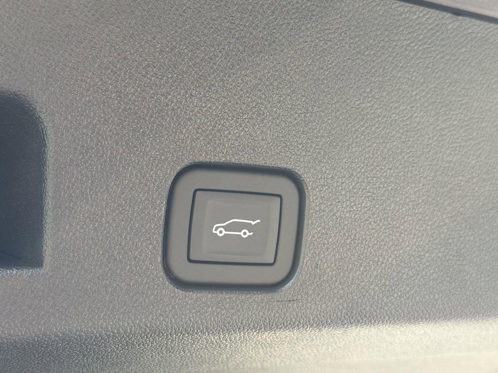 new 2026 Buick Enclave car, priced at $51,275