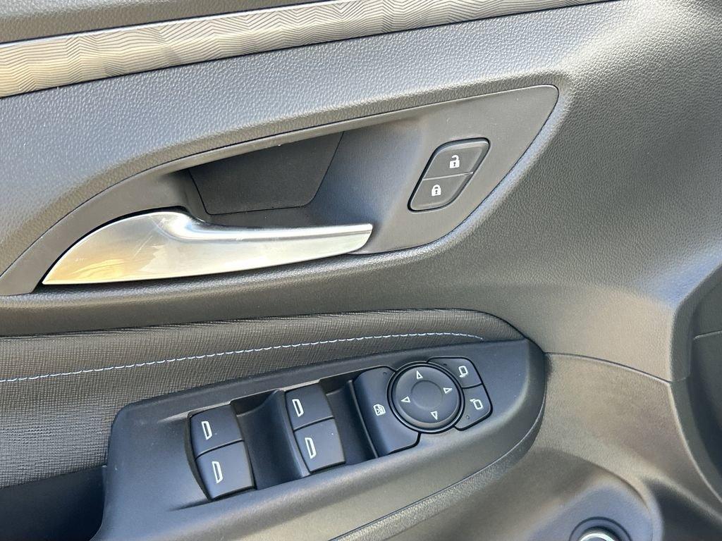 new 2026 Buick Envista car, priced at $29,485