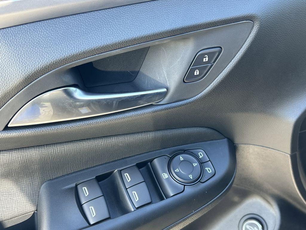 new 2026 Buick Envista car, priced at $28,425