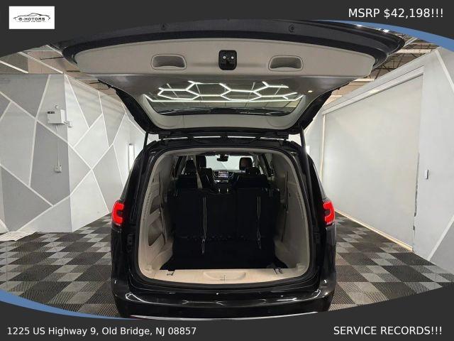 used 2022 Chrysler Pacifica car, priced at $16,495