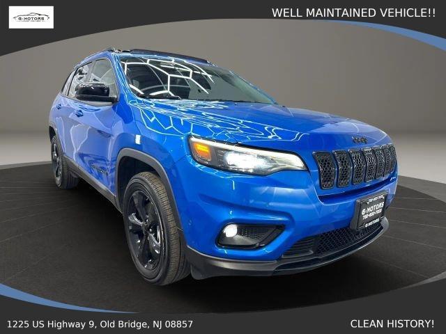 used 2023 Jeep Cherokee car, priced at $10,495