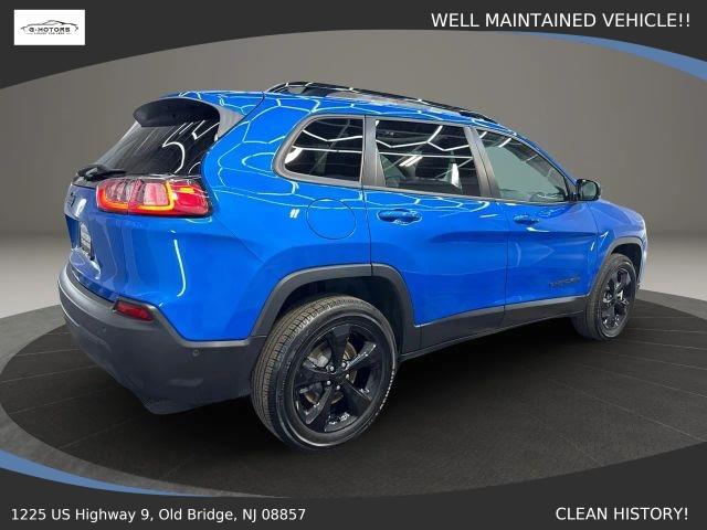 used 2023 Jeep Cherokee car, priced at $10,495