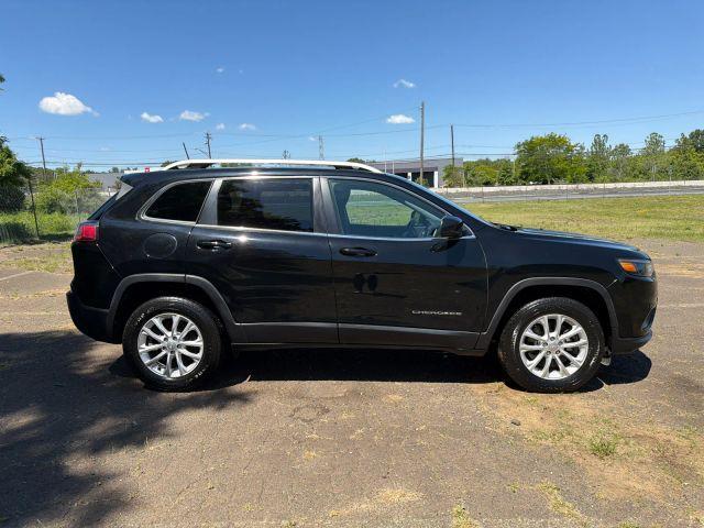 used 2019 Jeep Cherokee car, priced at $11,195