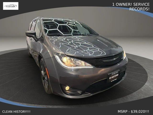used 2020 Chrysler Pacifica car, priced at $17,495
