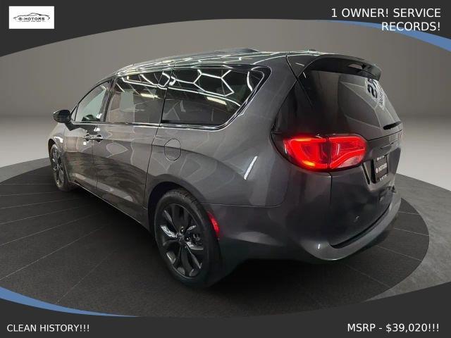 used 2020 Chrysler Pacifica car, priced at $17,495