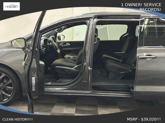 used 2020 Chrysler Pacifica car, priced at $17,495