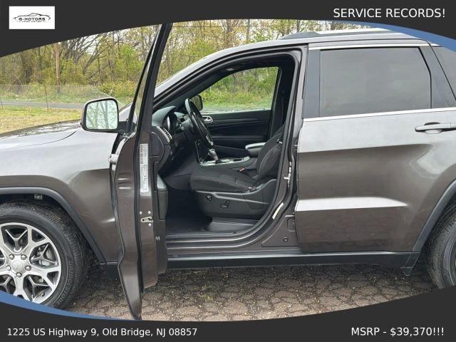 used 2021 Jeep Grand Cherokee car, priced at $17,499