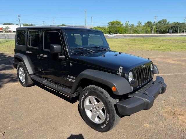 used 2015 Jeep Wrangler Unlimited car, priced at $13,300