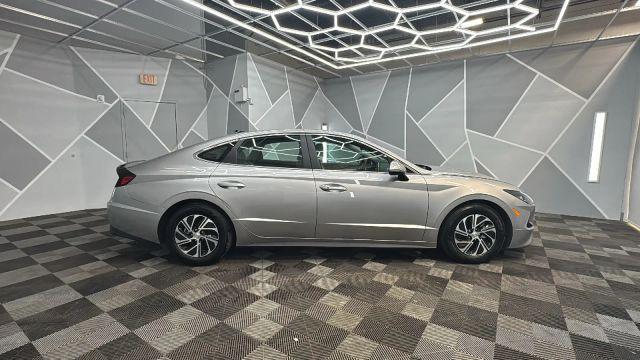 used 2021 Hyundai Sonata Hybrid car, priced at $13,999