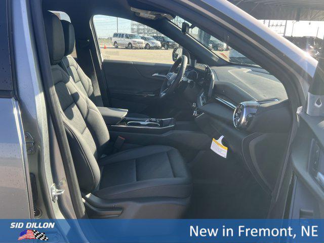 new 2026 Chevrolet Equinox car, priced at $35,989