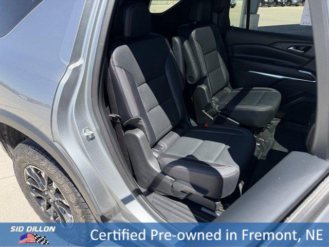 used 2025 Chevrolet Traverse car, priced at $49,066