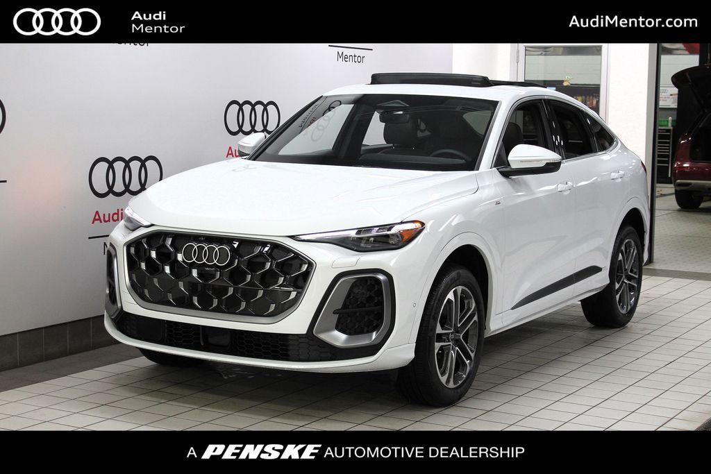 new 2025 Audi Q5 car, priced at $61,650