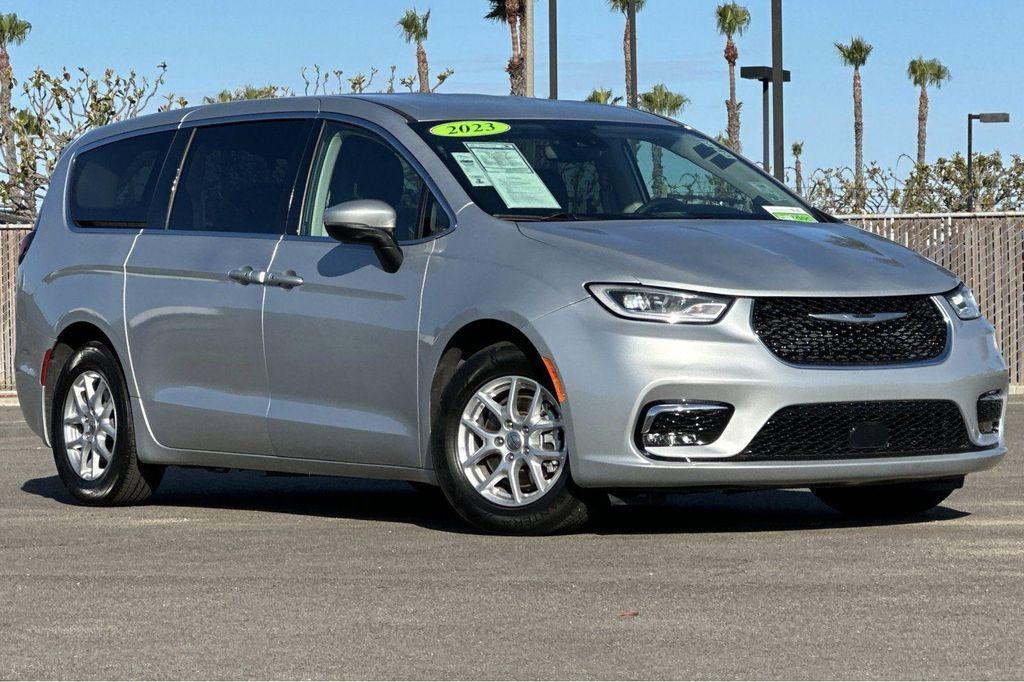 used 2023 Chrysler Pacifica car, priced at $22,491