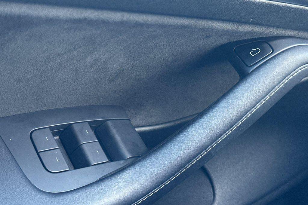 used 2023 Tesla Model 3 car