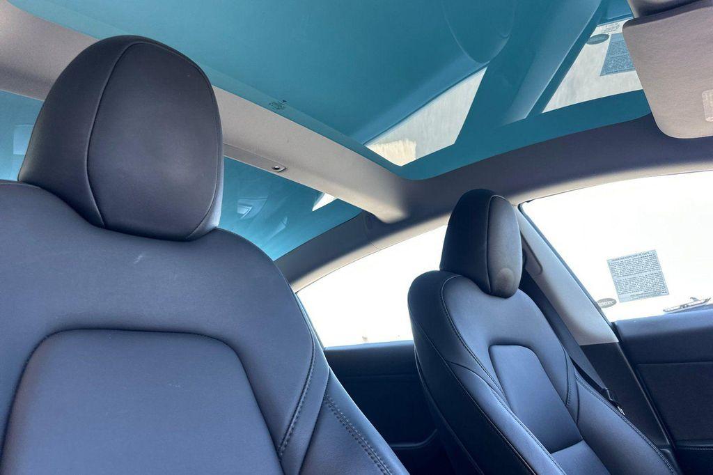 used 2023 Tesla Model 3 car