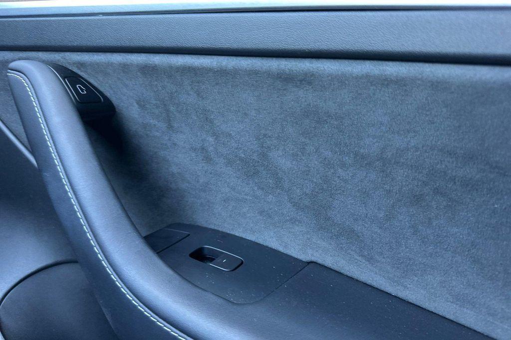 used 2023 Tesla Model 3 car