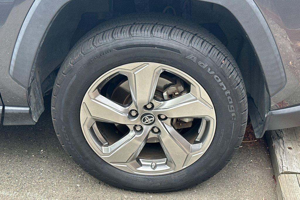 used 2019 Toyota RAV4 Hybrid car, priced at $33,891