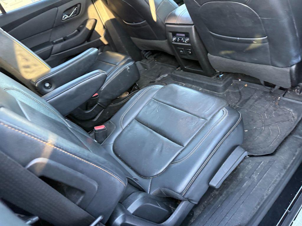 used 2018 Chevrolet Traverse car, priced at $12,890