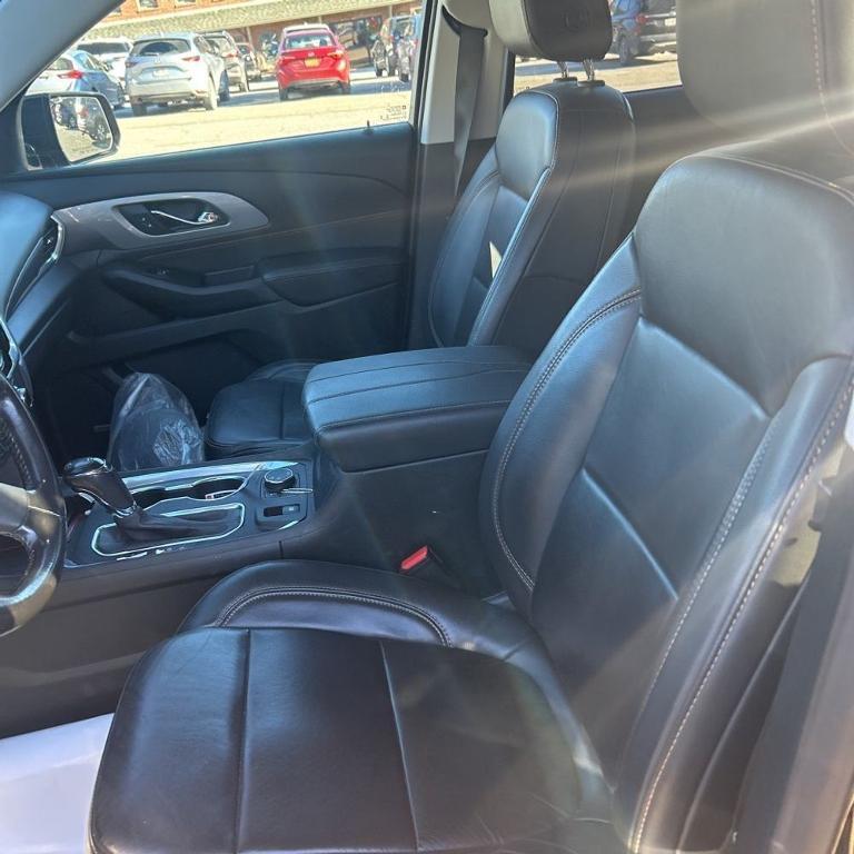 used 2020 Chevrolet Traverse car, priced at $24,995