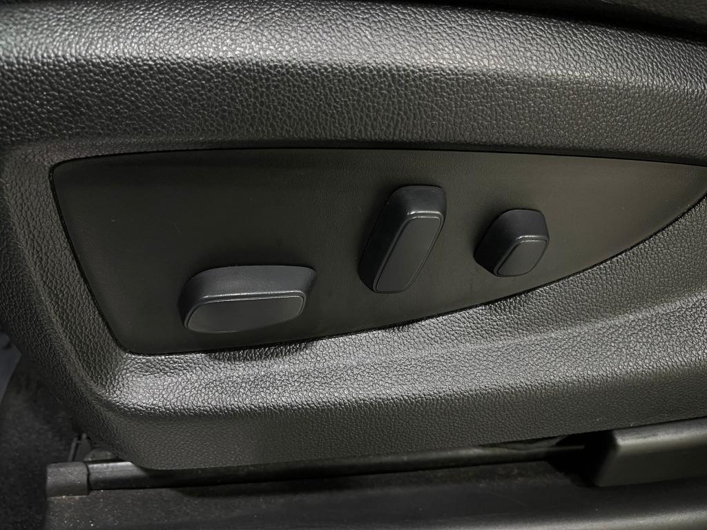 used 2020 Chevrolet Tahoe car, priced at $30,000