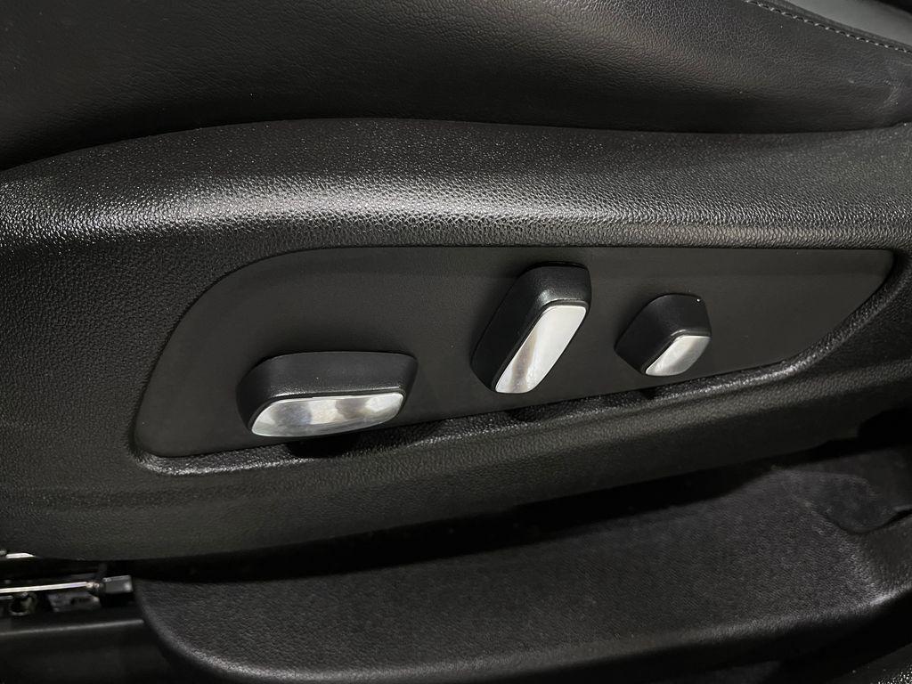 used 2018 Cadillac XT5 car, priced at $16,990