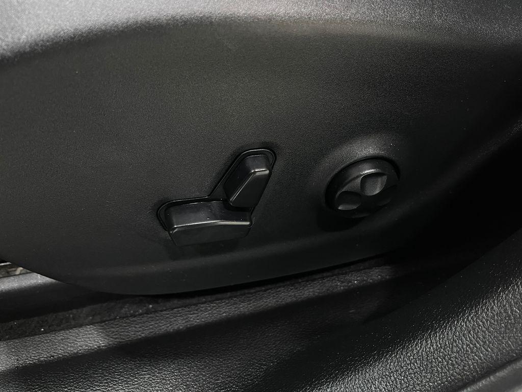 used 2019 Jeep Cherokee car, priced at $16,370