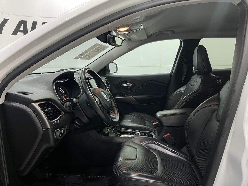 used 2019 Jeep Cherokee car, priced at $16,370