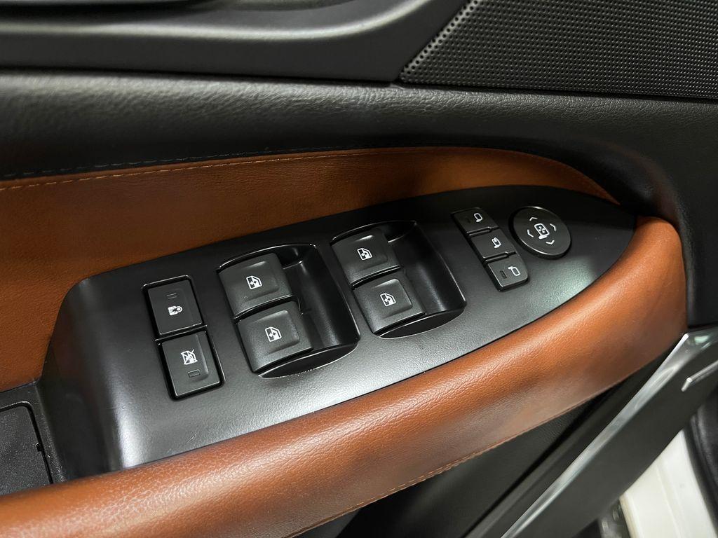 used 2018 Cadillac Escalade car, priced at $29,300