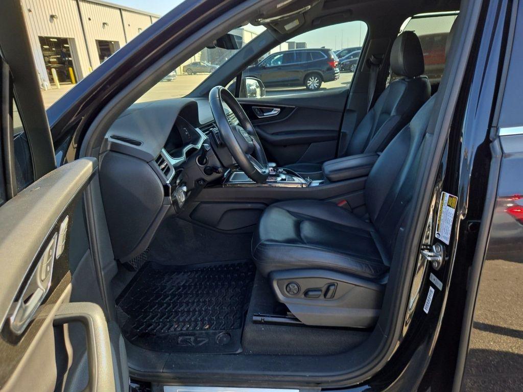 used 2018 Audi Q7 car, priced at $21,890