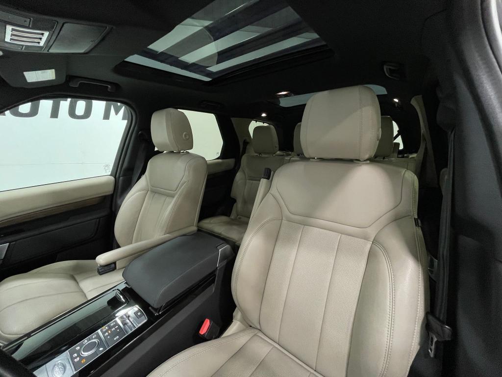 used 2018 Land Rover Discovery car, priced at $18,895