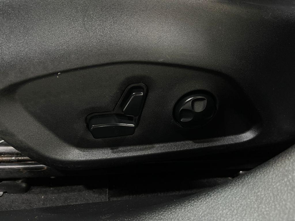 used 2018 Jeep Compass car, priced at $13,510