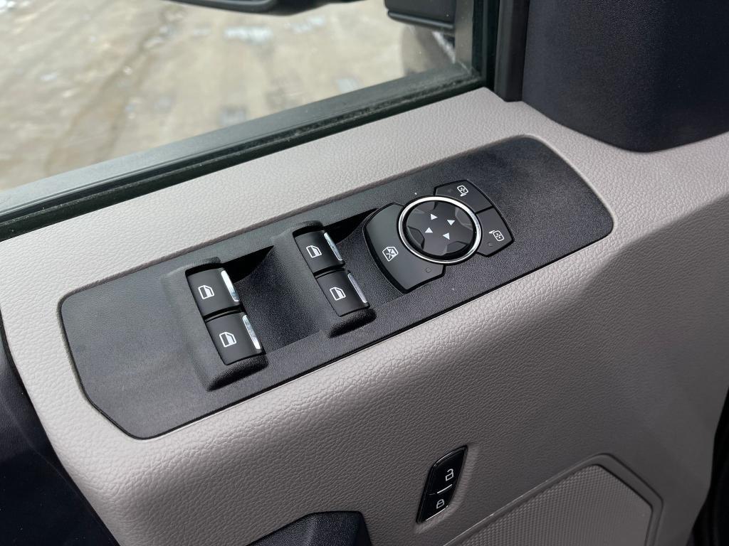 used 2022 Ford F-350 car, priced at $38,067