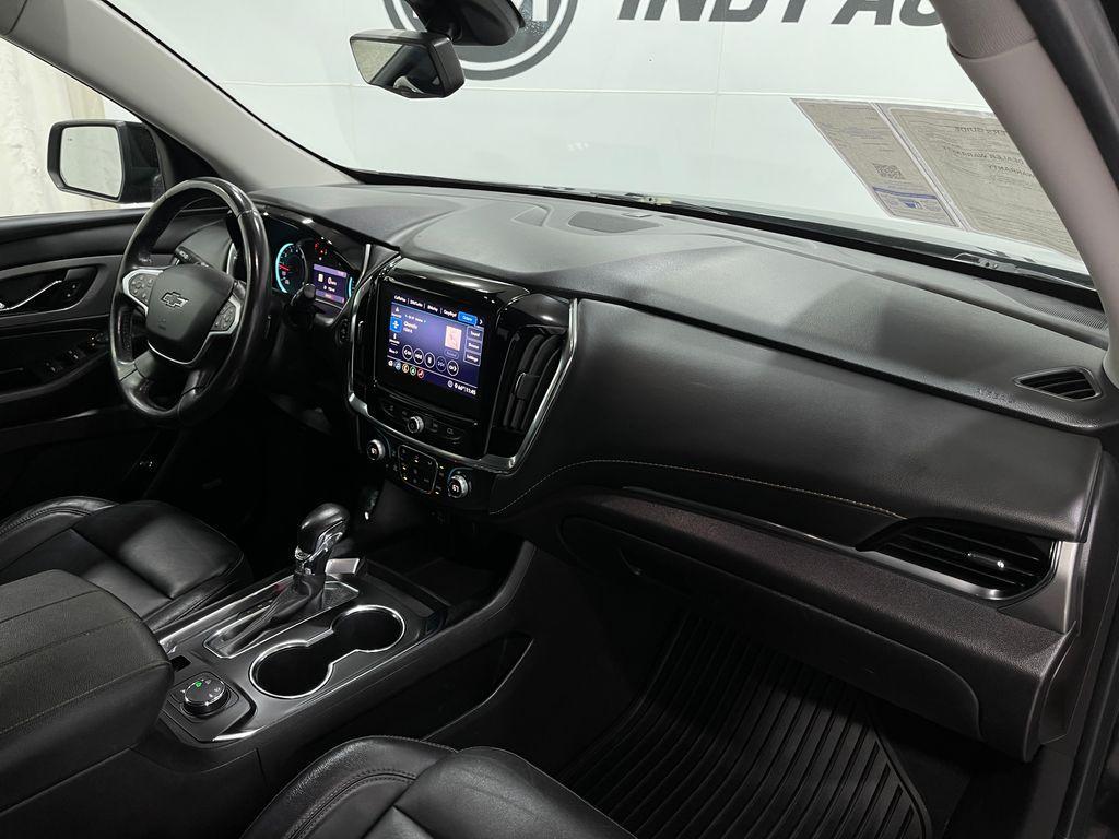 used 2021 Chevrolet Traverse car, priced at $23,000