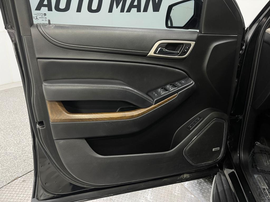 used 2020 GMC Yukon XL car, priced at $36,273