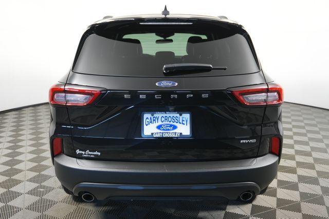 used 2025 Ford Escape car, priced at $24,900