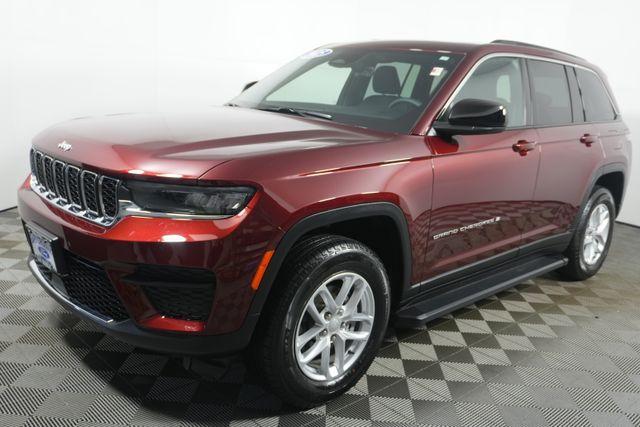 used 2025 Jeep Grand Cherokee car, priced at $33,620