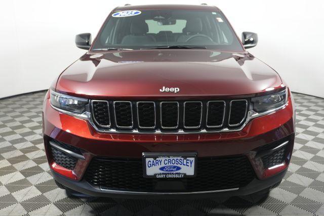 used 2025 Jeep Grand Cherokee car, priced at $33,620