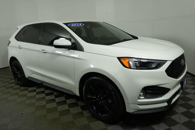 used 2024 Ford Edge car, priced at $32,500