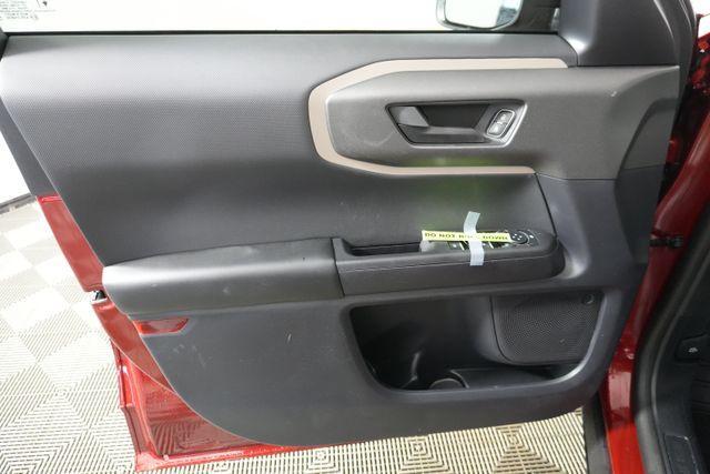 new 2025 Ford Bronco Sport car, priced at $32,000