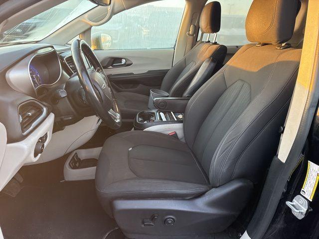 used 2020 Chrysler Pacifica car, priced at $14,000