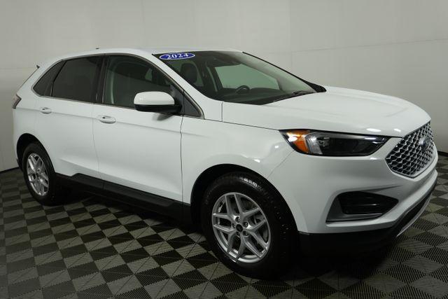 used 2024 Ford Edge car, priced at $29,000