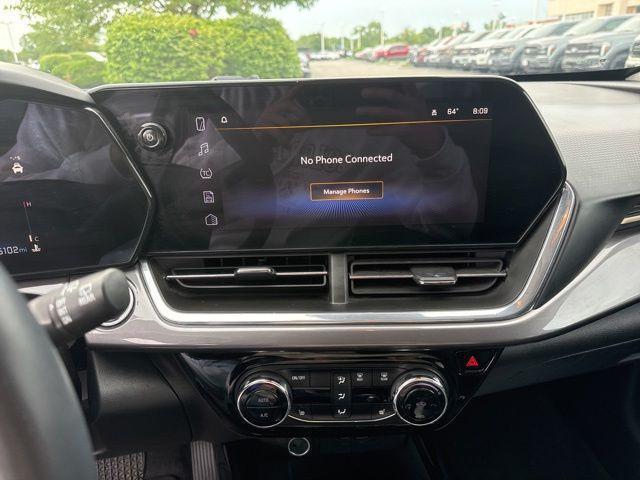 used 2025 Chevrolet Trax car, priced at $24,620