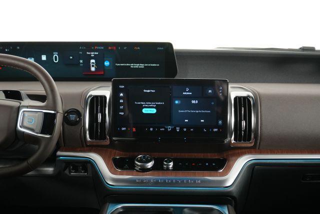 new 2026 Ford Expedition car, priced at $85,000