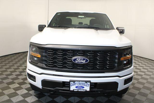 new 2025 Ford F-150 car, priced at $46,000