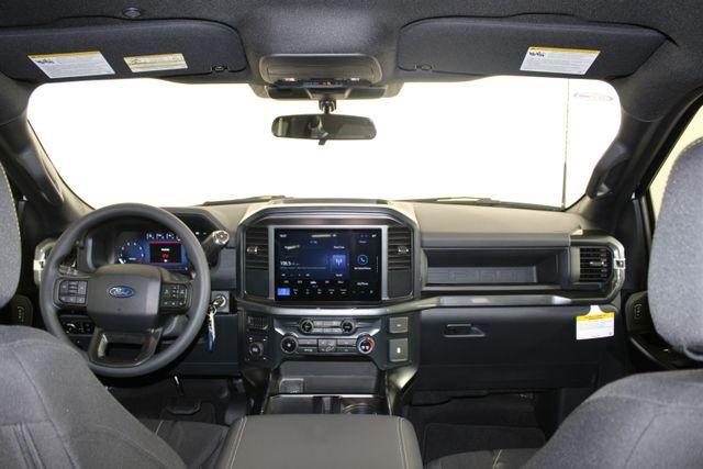 new 2025 Ford F-150 car, priced at $46,000