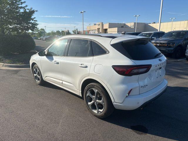 used 2023 Ford Escape car, priced at $25,620