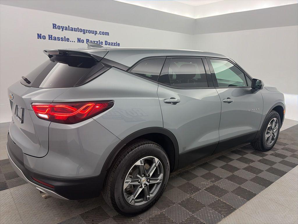 used 2025 Chevrolet Blazer car